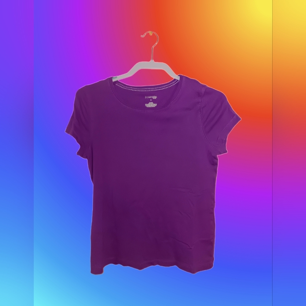 💎St. John's Bay Size Medium Purple T-Shirt
